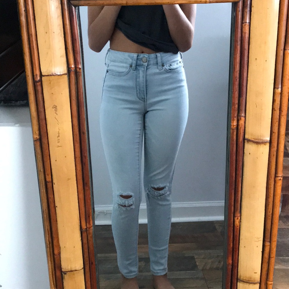 Aeropostale high waisted jegging.